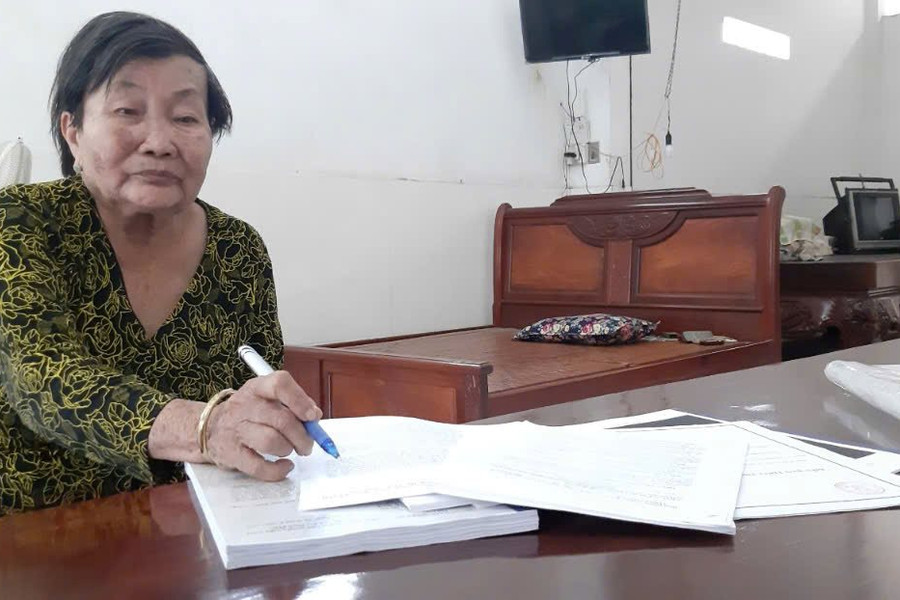 Bình Chánh, TP. HCM: Khởi kiện Chủ tịch huyện vì cấp Sổ đỏ khi đất đang có tranh chấp