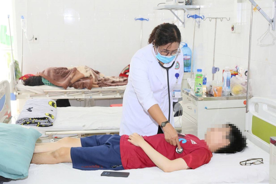 Sau khi ăn tiết canh thỏ, bệnh nhân mắc viêm màng não do nhiễm ký sinh trùng