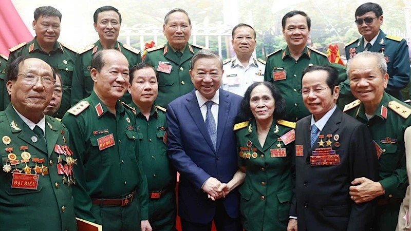 Gặp mặt cựu chiến binh, cựu thanh niên xung phong và các lực lượng tham gia kháng chiến chống Mỹ cứu nước
