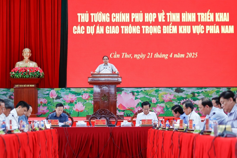 Cần "thần tốc, táo bạo hơn nữa" phát triển hạ tầng giao thông cho Đồng bằng sông Cửu Long