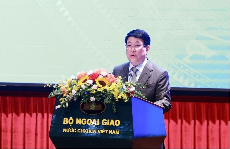 Ngoại giao đóng vai trò kiến tạo xuyên suốt các giai đoạn lịch sử