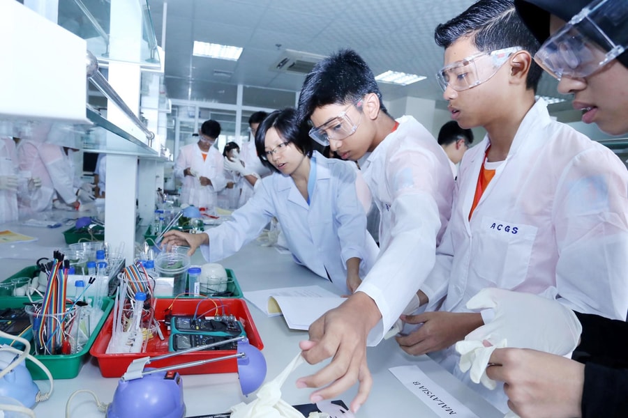 Đề xuất chính sách tín dụng hỗ trợ học sinh, sinh viên ngành STEM