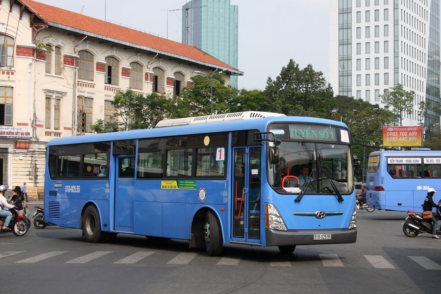 Người dân đi xe buýt tại TP.HCM được miễn phí trong ngày 30/4