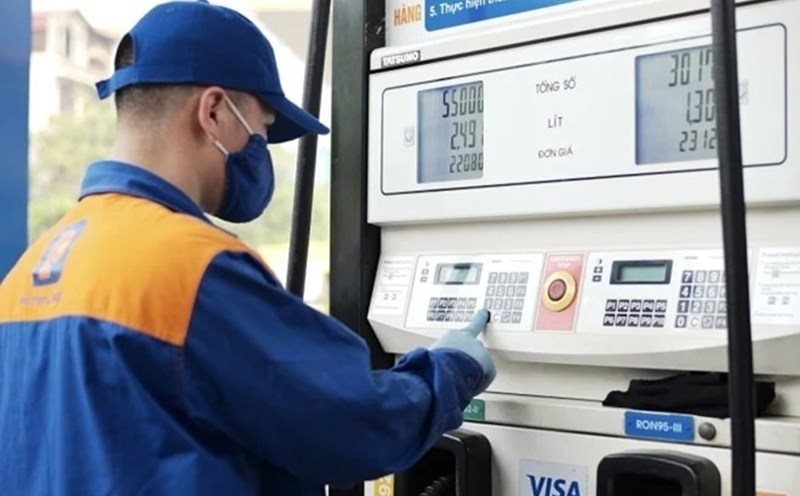 Điều chỉnh thời gian điều hành giá xăng dầu