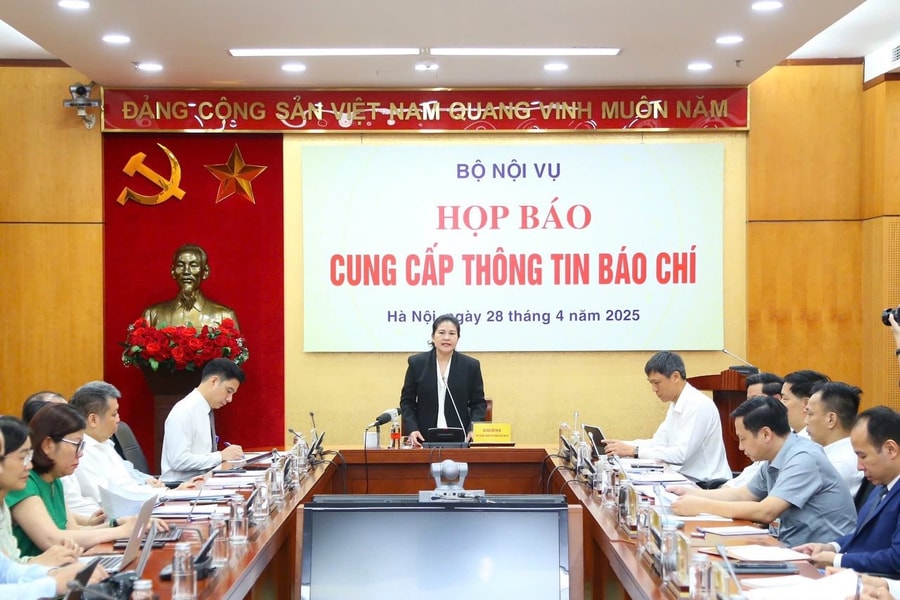 Sẽ đẩy mạnh cải cách tiền lương và sắp xếp các đơn vị hành chính