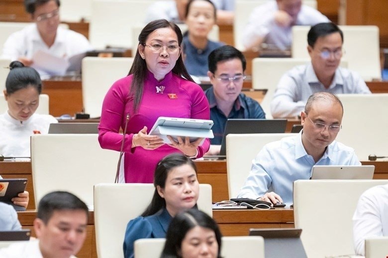 Hỗ trợ người lao động bị ảnh hưởng từ chuyển đổi trí tuệ nhân tạo AI