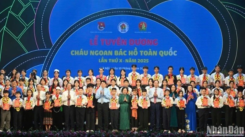 Chủ tịch nước Lương Cường: Thiếu nhi tiêu biểu là niềm tự hào, hy vọng, tương lai tươi sáng của dân tộc