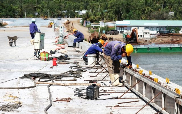Bộ Xây dựng yêu cầu đẩy nhanh tiến độ giải ngân dự án giao thông