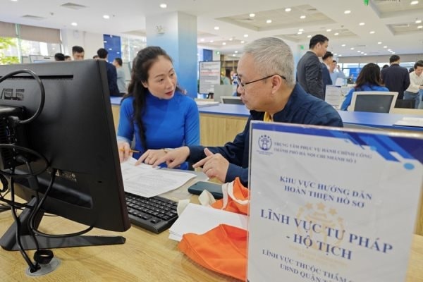 Hà Nội triển khai lấy số thứ tự online khi làm thủ tục hành chính từ 19/5