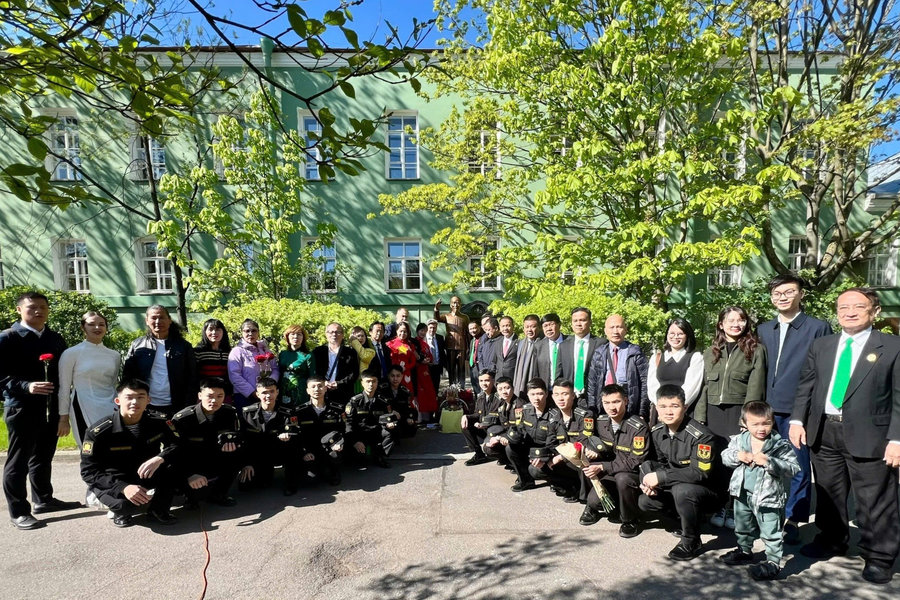 Kỷ niệm 135 ngày sinh Chủ tịch Hồ Chí Minh tại Trường Đại học Quốc gia Saint-Petersburg, Liên bang Nga