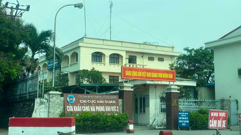 Truy tố 14 cán bộ hải quan Hải Phòng vì nhận hối lộ