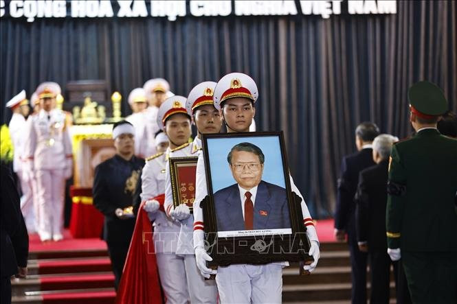 Lễ đưa tang nguyên Chủ tịch nước Trần Đức Lương