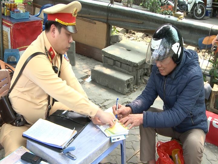 Hà Nội: Triển khai ghi hình “phạt nguội” lưu động