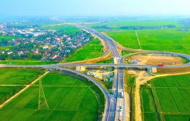 Bộ Xây dựng ra công điện hỏa tốc về phân cấp, phân quyền tối thiểu 50% nhiệm vụ