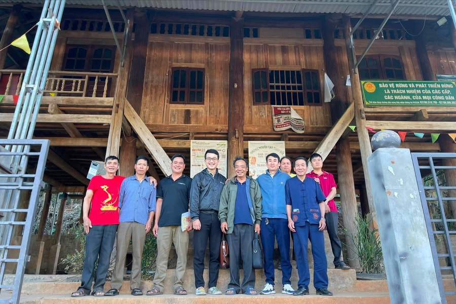 Giữ hồn Việt giữa “Rừng Hạnh Phúc”