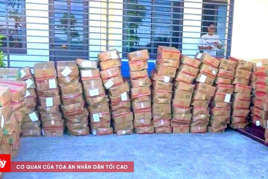 Phát hiện xe khách chở gần 112 nghìn gói măng tẩm không rõ nguồn