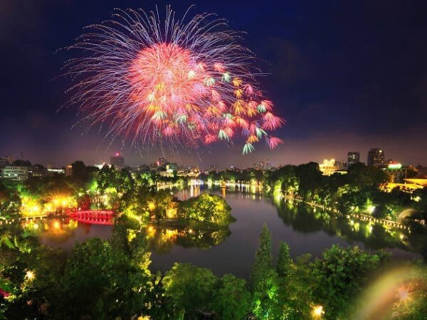 Hà Nội bắn pháo hoa tầm cao tại 5 điểm dịp Quốc khánh 2/9