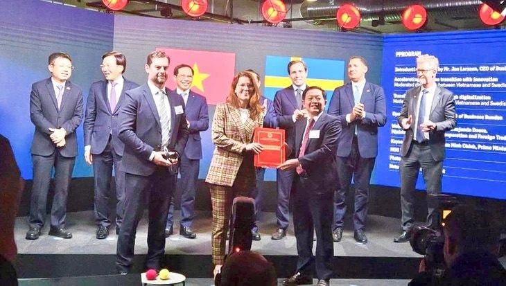 Bình Định đón dự án tái chế vải 1 tỷ USD của Tập đoàn Thụy Điển