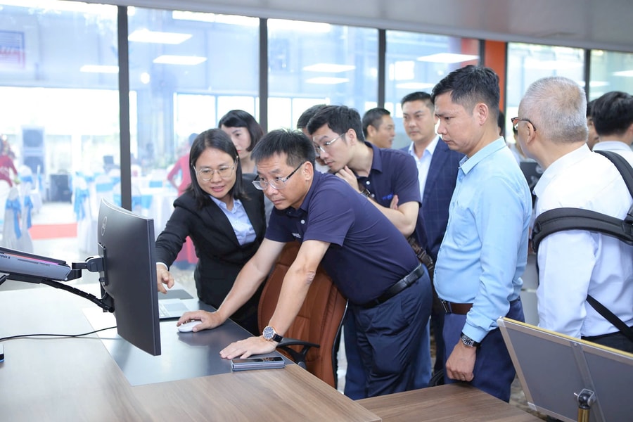 Khai trương Trung tâm trải nghiệm công nghiệp số Contact Software-Việt Nam