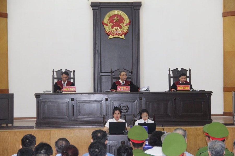 Bị cáo Trịnh Văn Quyết vắng mặt tại phiên tòa phúc thẩm