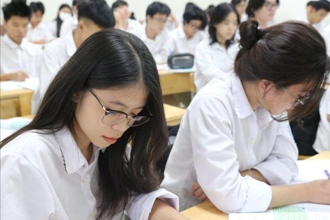 Nhiều địa phương công bố điểm thi, điểm chuẩn lớp 10 năm học 2025-2026