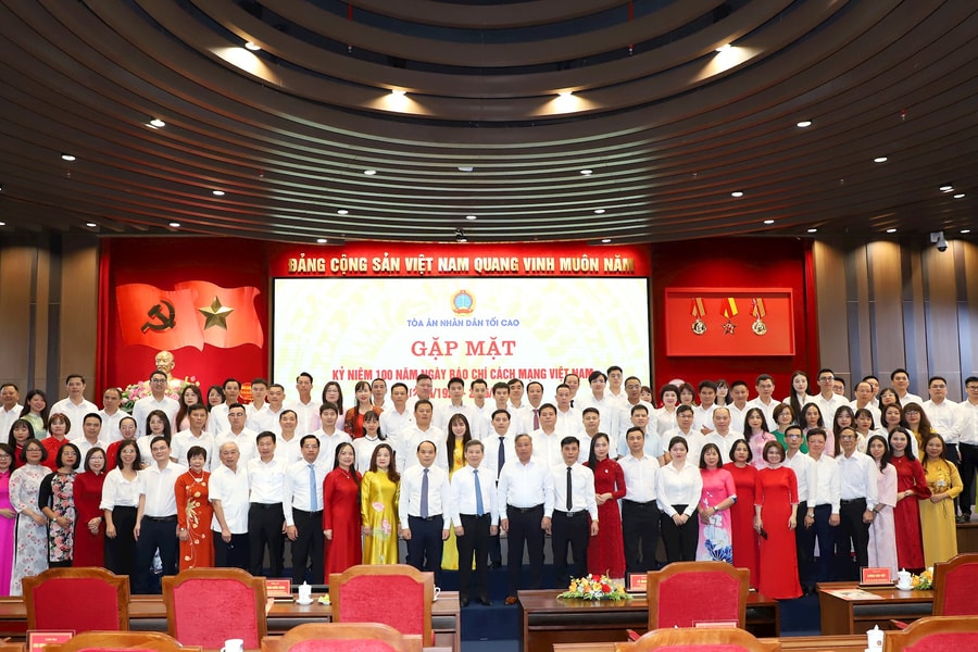 Tòa án nhân dân tối cao gặp mặt nhân kỷ niệm 100 năm Ngày Báo chí Cách mạng Việt Nam