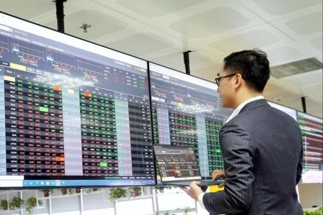 Số lượng doanh nghiệp đạt chuẩn công bố thông tin năm 2025 đạt kỷ lục