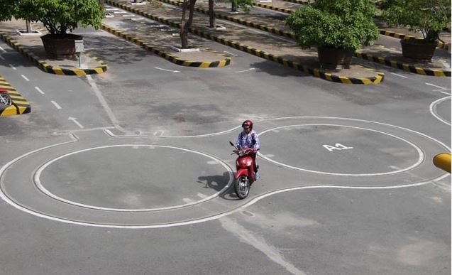 Những quy định mới người học lái xe mô tô và ô tô cần lưu ý