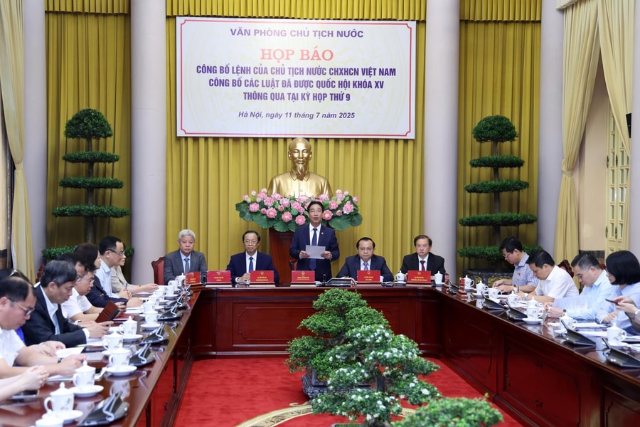 Công bố Lệnh của Chủ tịch nước về 9 luật được Quốc hội thông qua tại Kỳ họp thứ Chín