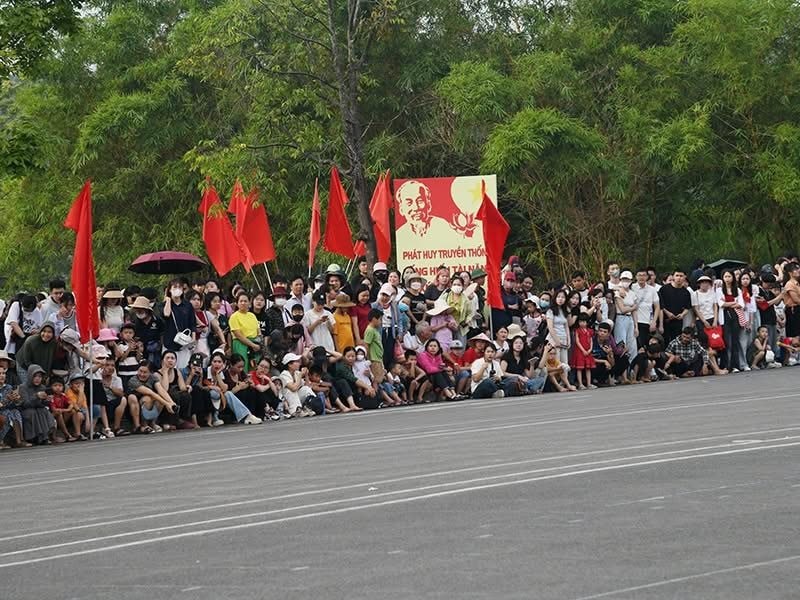 Hào hứng, xúc động trong buổi hợp luyện diễu binh 2/9