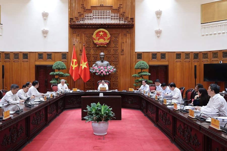 Thường trực Chính phủ cho ý kiến về 2 dự án luật quan trọng