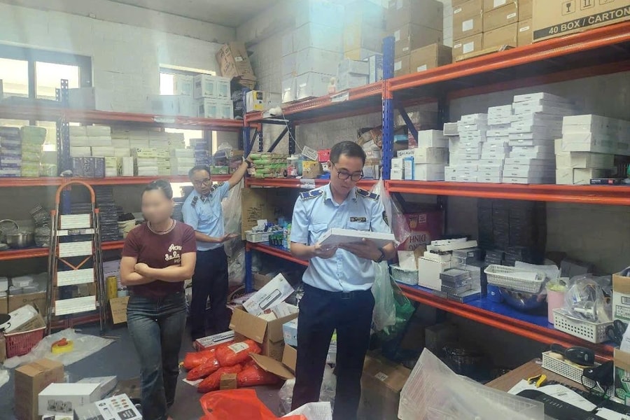 Hà Nội: Tạm giữ lượng lớn đồ gia dụng không rõ nguồn gốc