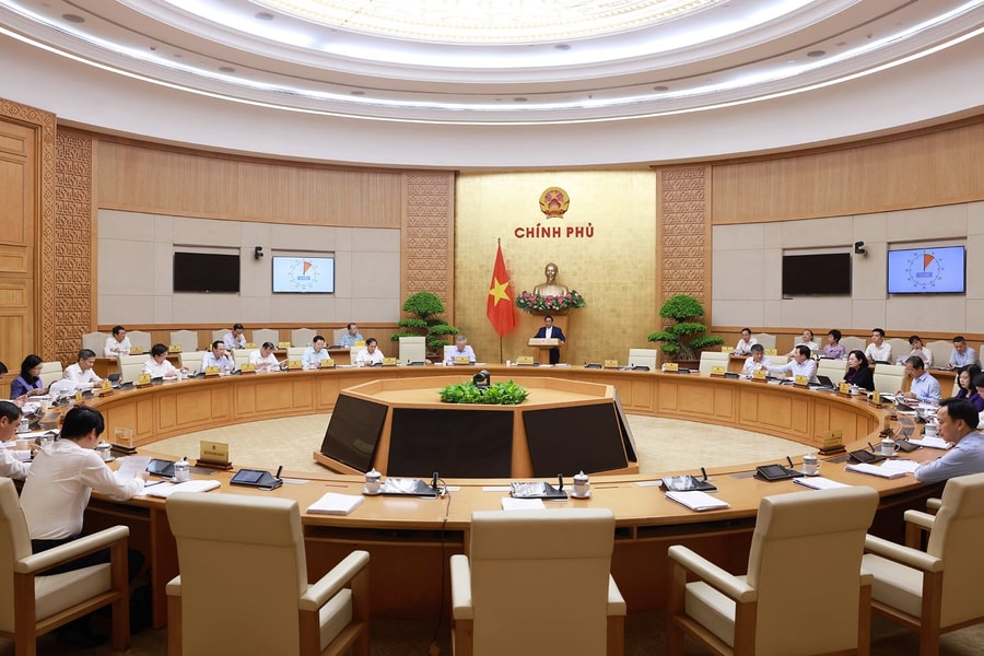 Chính phủ bàn nhiều dự án luật quan trọng, thúc đẩy môi trường đầu tư, kinh doanh và chuyển đổi số