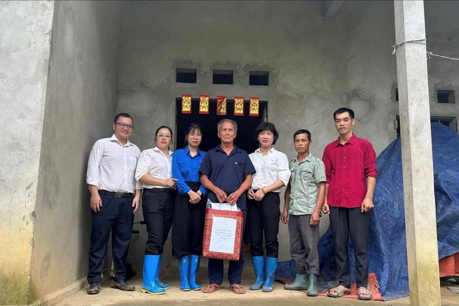 Hoạt động tri ân của các TAND khu vực tỉnh Lạng Sơn