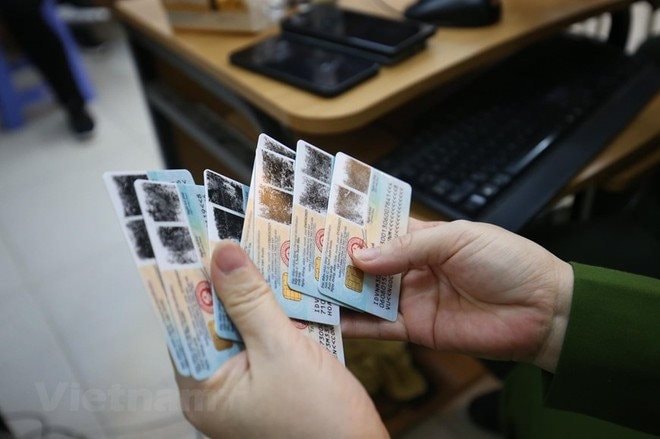 Đổi thẻ căn cước còn hạn sử dụng khi thay đổi địa giới hành chính như thế nào?