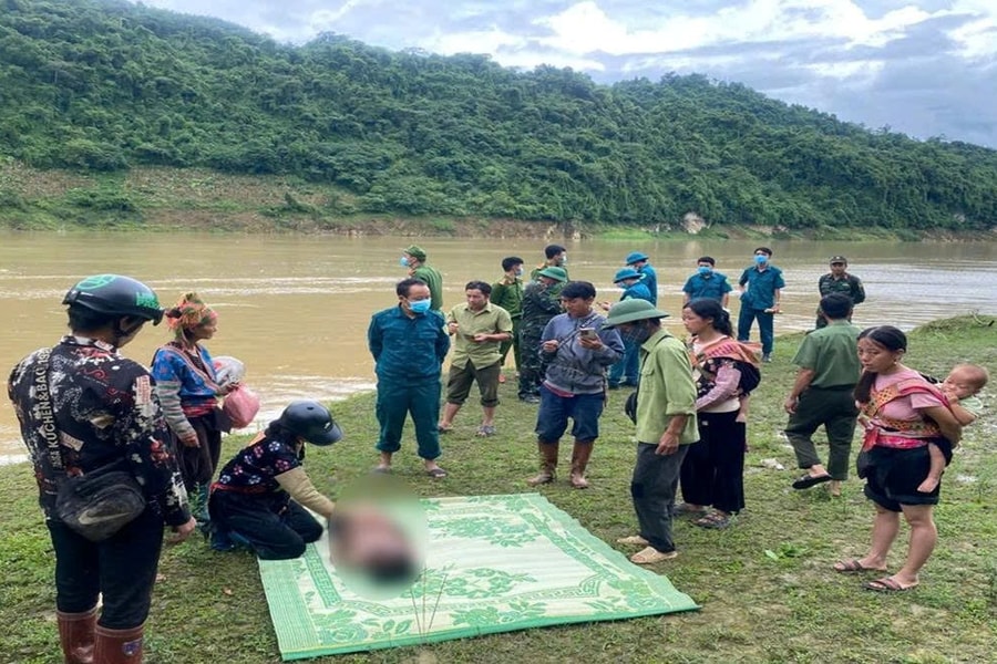 Tìm thấy thi thể 2 cháu bé đuối nước trên sông Nậm Na - Lai Châu