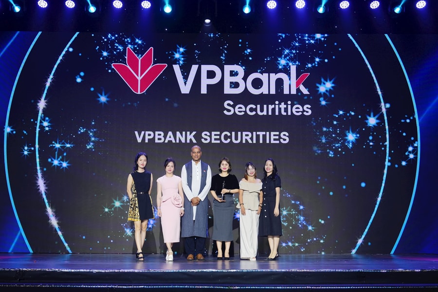 VPBankS nhận giải thưởng "Doanh nghiệp có môi trường làm việc tốt nhất châu Á 2025"