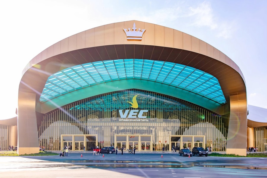 Tập đoàn Vingroup được trao tặng Huân chương Lao động hạng Nhất