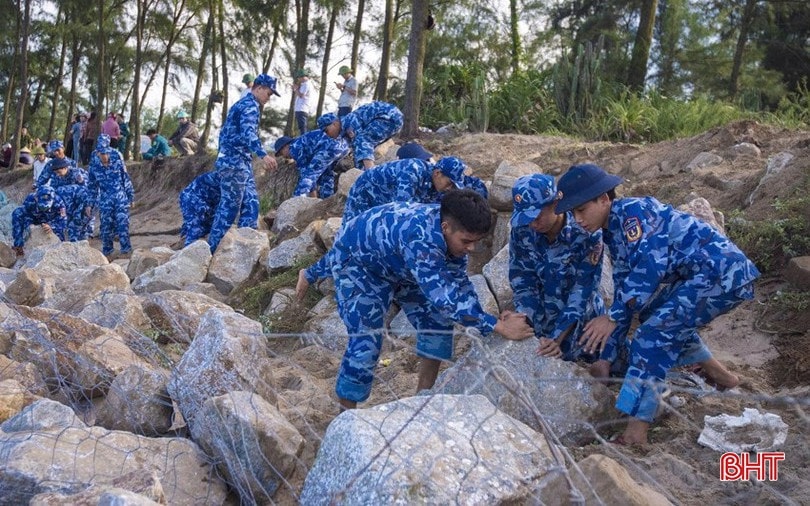Thủ tướng chỉ đạo quyết liệt ứng phó bão số 5