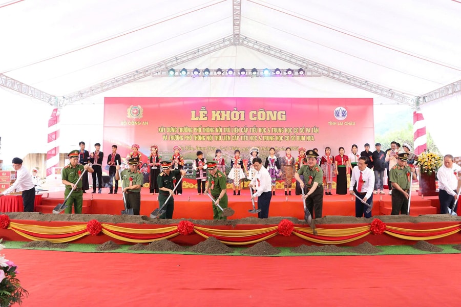 Lai Châu: Khởi công các dự án đầu tư xây dựng trường học tại xã Pa Tần