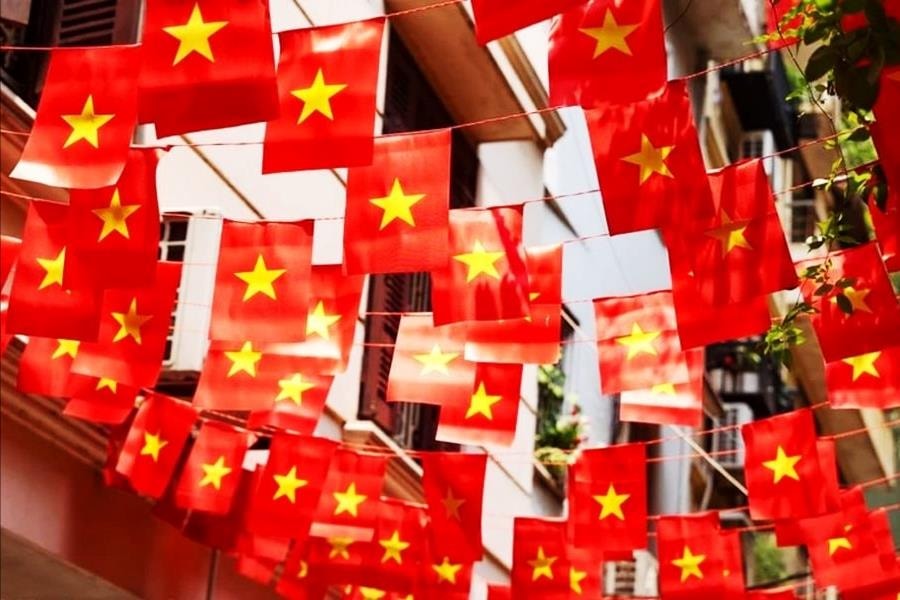 Tặng 100.000 đồng/người cho toàn dân ăn Tết Độc lập