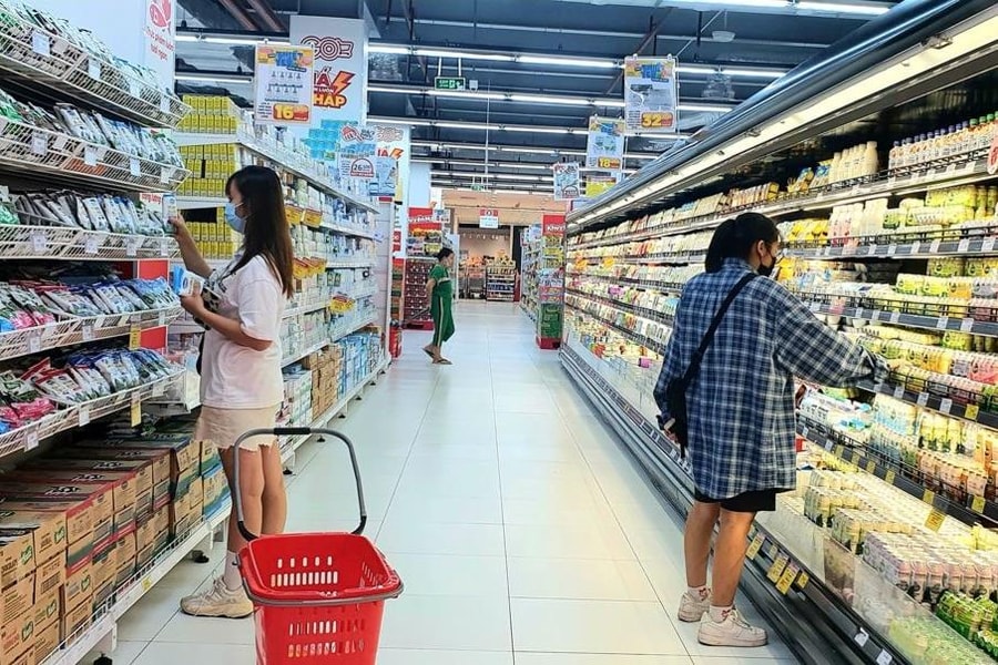 Tiêu dùng hàng hóa và dịch vụ tăng cao trong 8 tháng đầu năm 2025