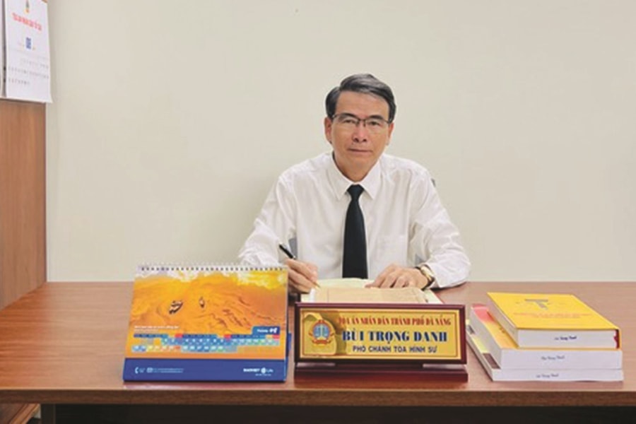 Thẩm phán và những “khoảng lặng” trước giờ tuyên án