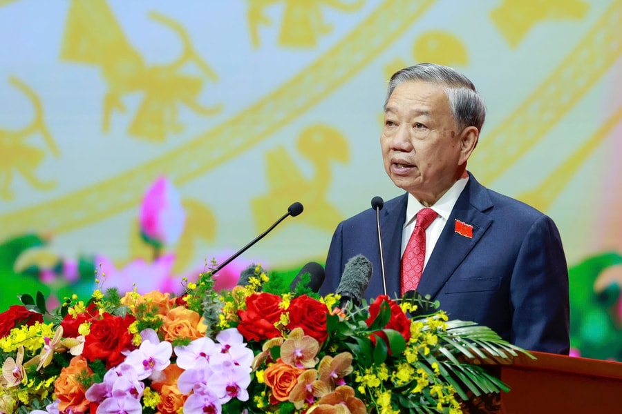 Tổng Bí thư Tô Lâm nhấn mạnh 3 yêu cầu và 5 định hướng công tác trọng tâm với Đảng bộ Chính phủ