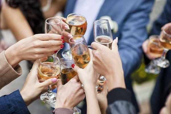 “Chén chú chén anh” và nhát dao oan nghiệt