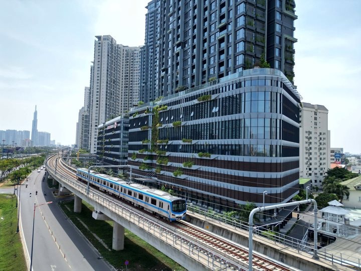 TP.HCM: Đề xuất làm metro nối sân bay Long Thành - Tân Sơn Nhất