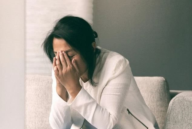 Sự “im lặng” sai lầm của người mẹ….