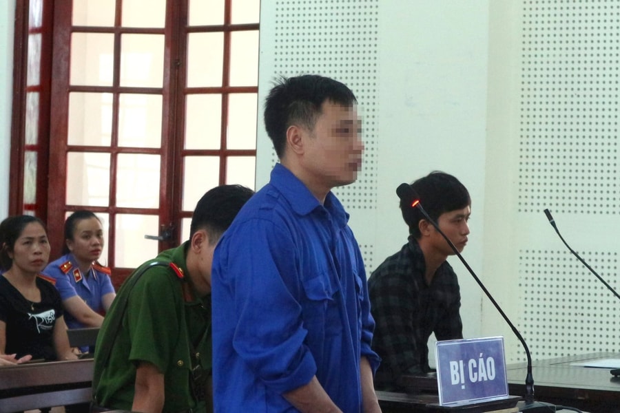 Hối hận của tài xế đâm chết ba mẹ con