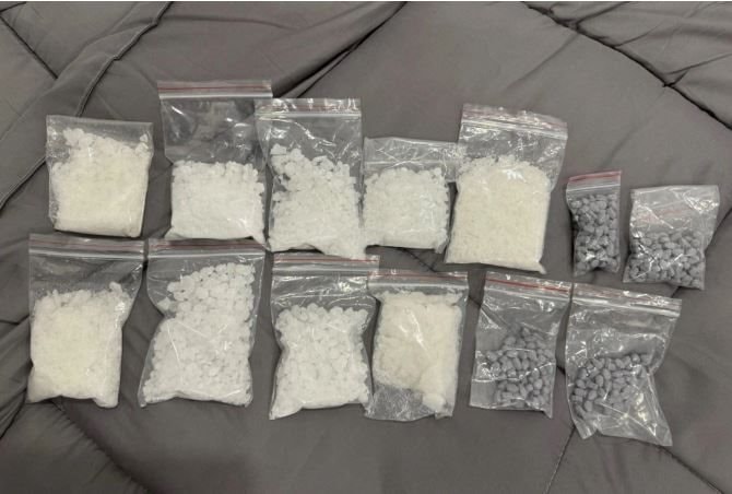 Mang tiền tỷ dành chữa bệnh đi buôn ma tuý