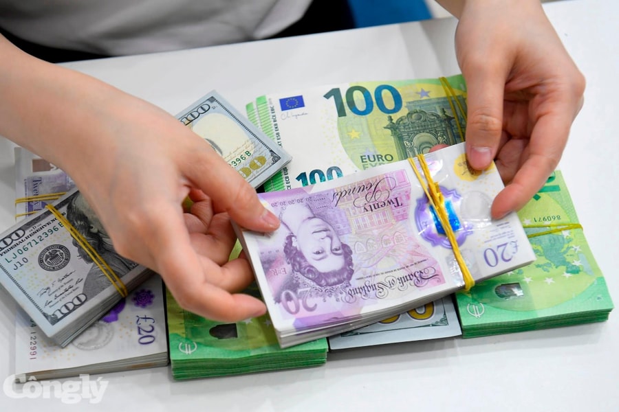 Ngân hàng Nhà nước phối hợp với Bộ Công an kiểm soát thị trường ngoại hối